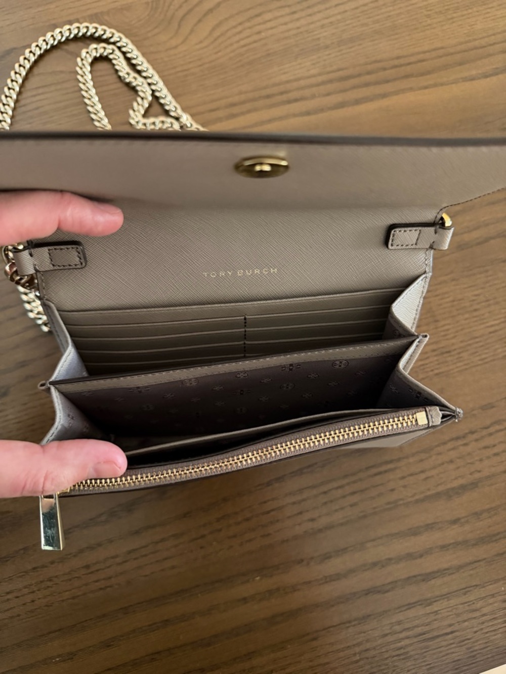 Tory Burch Pale Pink Leather Chain Crossbody Bag - Picture 2 of 4